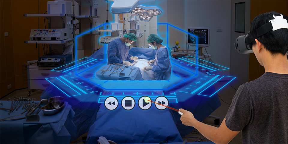 Med student VR in operating room